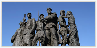 The People's Militia, composition on the right of the main steps, bronze, 400x520x190 cm