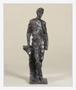 Čechov in piedi appoggiato, 1962, bronzo, cm 18x26x50