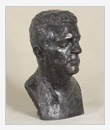 Ritratto del musicista G.V. Sviridov, 1977, bronzo, cm 27x28x48, originale in gesso 	intonacato
